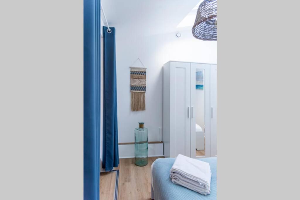 Appartement 2 Personnes, Place St Sauveur A 2Min Кан Экстерьер фото