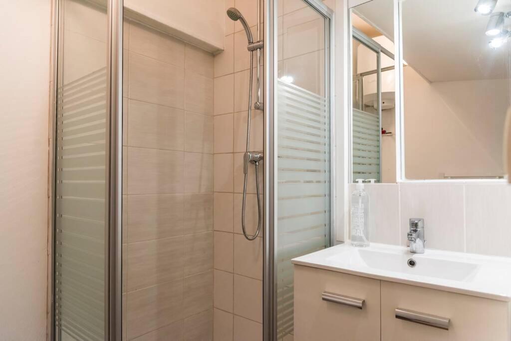 Appartement 2 Personnes, Place St Sauveur A 2Min Кан Экстерьер фото